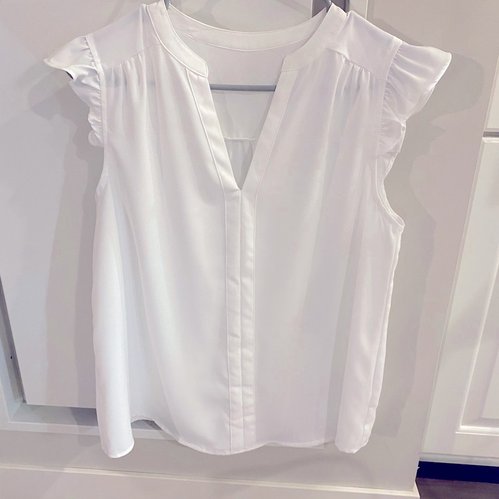 Beautiful white blouse size small